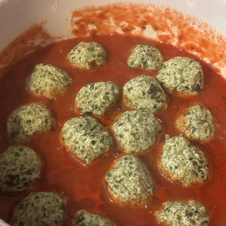 Malfattis de tofu y espinaca con harina de garbanzo