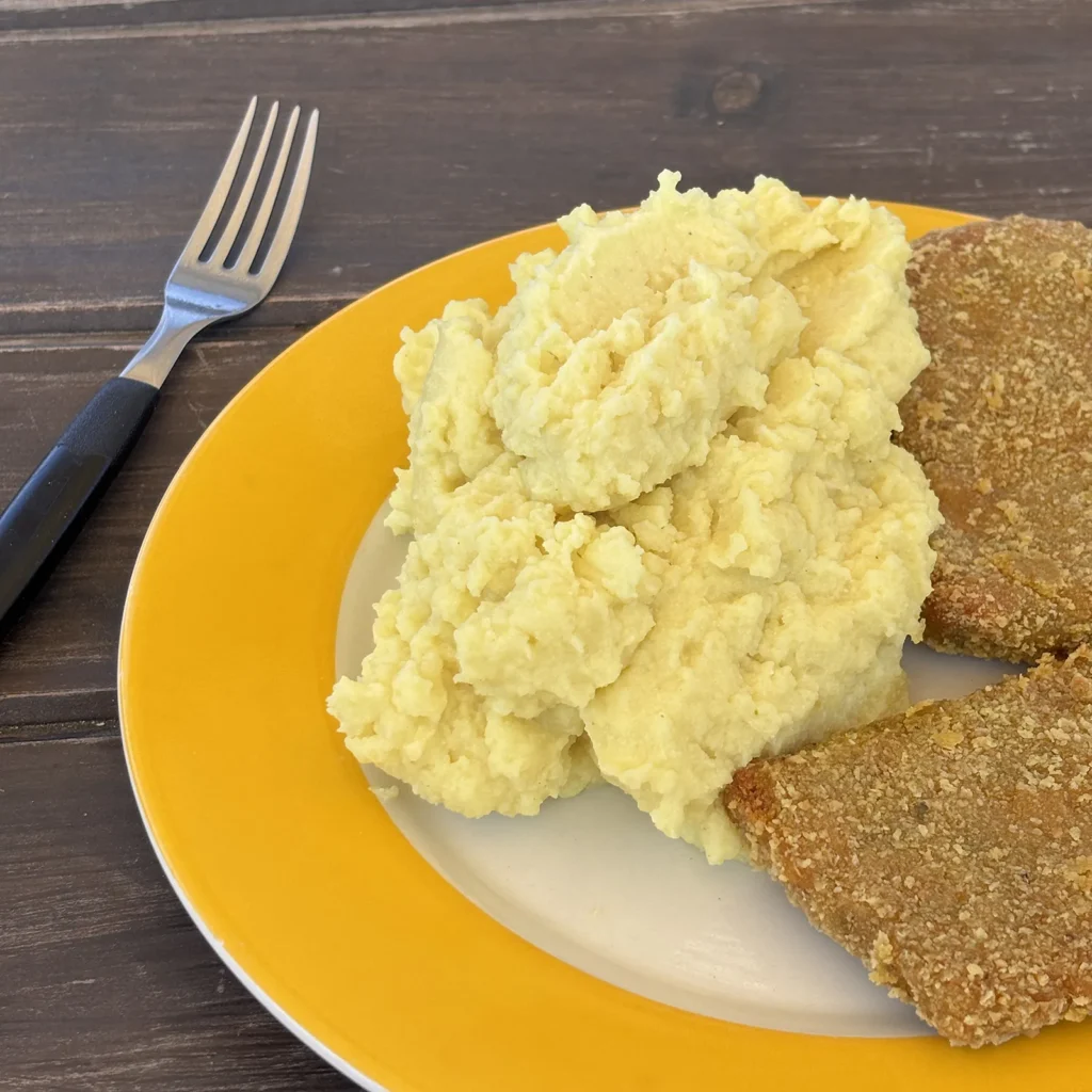 puré de papas cremoso basado en plantas